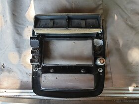 Ford Explorer 2001 5 dveř tapce + dekor - 8