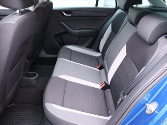 Škoda Rapid 1,6 TDI 85kW Aut.klima (2016) - 8