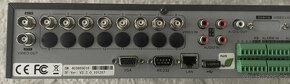 Profi záznamová jednotka NVR Hikvision DS-7308HI-S - 8