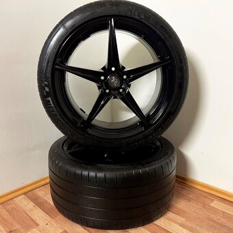 FERRARI 458 ITALIA 5x114.3 R20+DVOUROZM. LETNÍ 5mm - 8