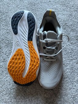 Běžecké boty Asics Gel Nimbus 26 šedé - 8