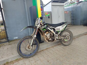 Kawasaki kxf 250 - 8