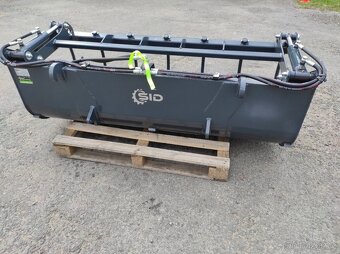 Krokodýl - lopata s přidržovačem, model S, šíře 180cm, euro - 8