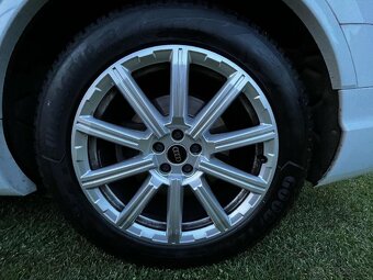 AUDI Q7 S-LINE - 8