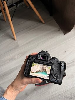 Canon 850 d zrcadlovka - 8