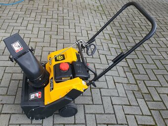 Sněhová fréza STIGA Snow Hunter ST 301 - 8