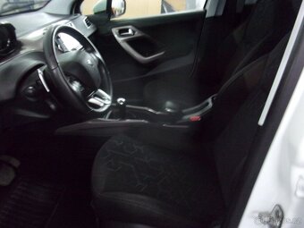 Peugeot 2008 1,6 HDi Aut. - 8