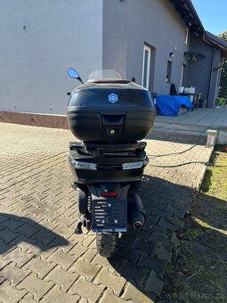 Piaggio X10 125 ABS-ASR 2016 - 8
