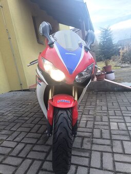 Honda CBR 1000ra Fireblade - 8