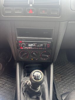 Prodám golf 4, 1.6 77kw nová STK-SPZ - 8