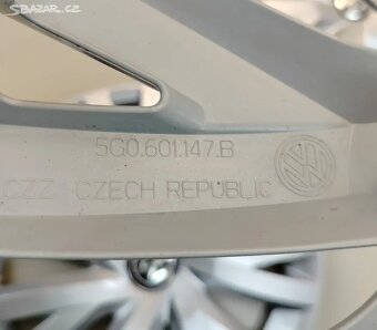 Originální poklice Volkswagen 16" - 8