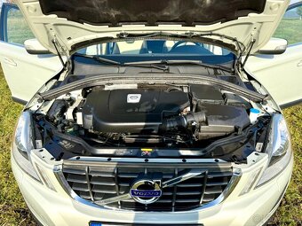 Volvo XC60 D5 2.4 151 kW – 4x4, najeto jen 90 000 km - 8