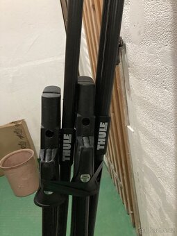 Střešní nosič na kola + příčníky THULE - 8
