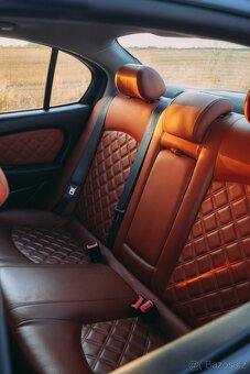 Jaguar X-Type 2.5l V6 4x4 - 8