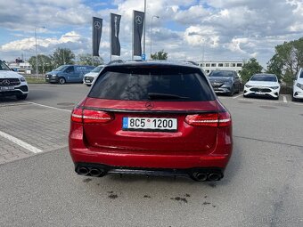 E53 AMG Mercedes - 8