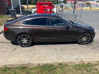 Audi A5 2.0 TDI 130kw - 8