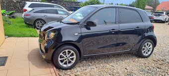 Smart Forfour 1.0 52kW PASSION 5 dvěří - 8