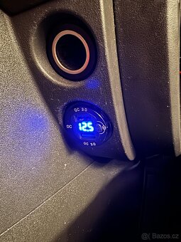 Nissan Navara 2,5dci 126kw AUTOMAT - 8