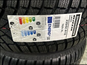 Nová zimní ALU sada kol, 18" LEXUS LBX orig. - 8