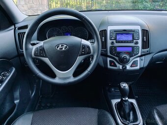 HYUNDAI i30 1.6i 93kW Nové v ČR 1 Majitel velmi pěkný - 8
