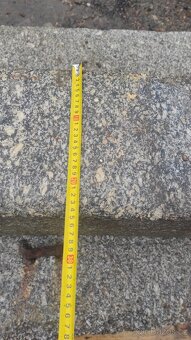 Staré kamenné překlady, sloupky, futra, ostění, 8 ks - 8