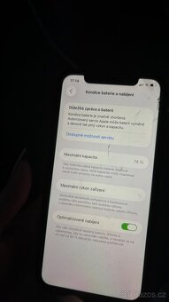 Apple iPhone 11, 128GB - 8