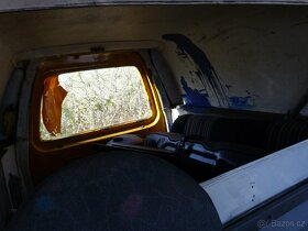 Tatra Beta 2 kusy předrenovační bez papírů - 8