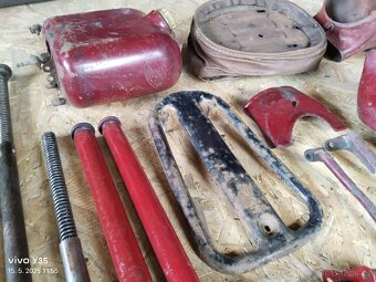 Jawa 550 pařez a 555 pionýr díly - 8