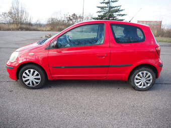 Toyota Yaris 1.0 AUTOMATICKÁ převodovka - 8