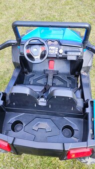 elektrické autíčko 4x4 - 8