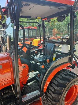 Malotraktor Avenger 26 4x4 s kabinou a klimatizaci - 8