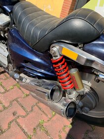 Honda Magna - 8