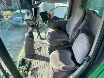 John Deere S680 - 8
