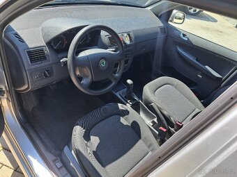 Škoda Fabia 1.2 Koupeno vČR 129TIS.KM,11/2005 Facelift - 8
