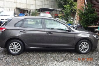 HYUNDAI i30 hatchback - 8