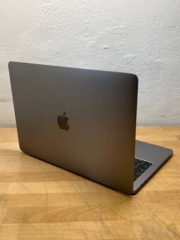 MacBook Pro 13” 2018/8GB RAM/Intel i5/256GB SSD/ Záruka - 8