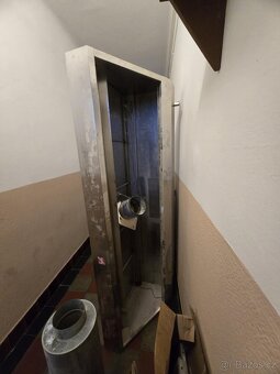 Nerezová digestoř - závěsná - 200 cm - 8