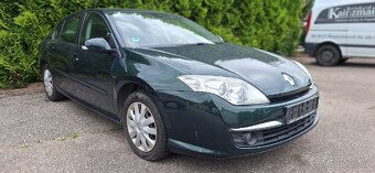 Renault Laguna 2,0 L benzín - 8