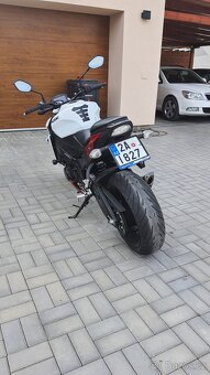 Suzuki GSX-S950 - 8