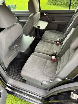 Volkswagen Touran 2.0 TDI 103 kw - krásný stav - 8