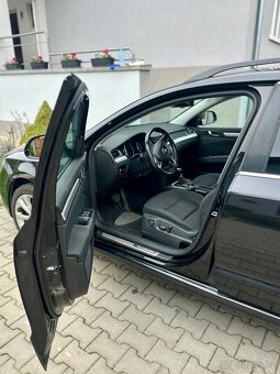 Škoda Superb Combi - 8