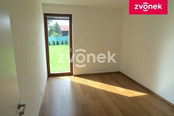 Luxusní vila Zlín - Příluky, velká zahrada, garáž - 8