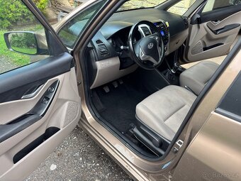Hyundai IX20 - 8