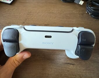 PS5 Digital Edition + 2 ovladače + Pulse 3D sluchátka - 8