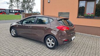 Kia Cee´d, 1.4i / 73KW COMFORT ČR - 8