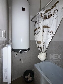 Prodej bytového domu na klidném místě v obci Skřivany - 8