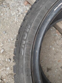 Prodám zánovní zimní pneu 225/45/18 Riken Snow 95V - 8