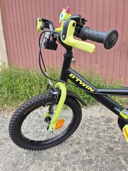 Dětské kolo BTWIN 16", 4- 6 let Dark Hero - 8