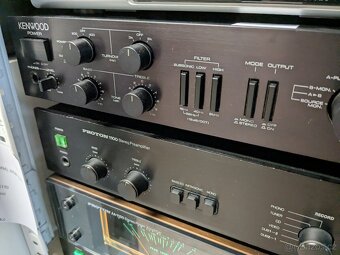 Proton, Kenwood - 8