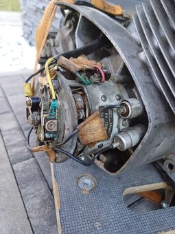 Motor pěkný ČZ 250 Smolík - 8
